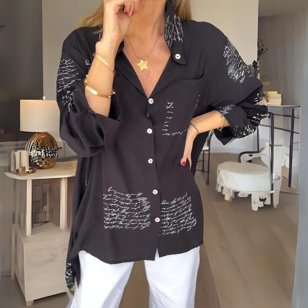 Helene | Fashionable shirt with handwritten motif