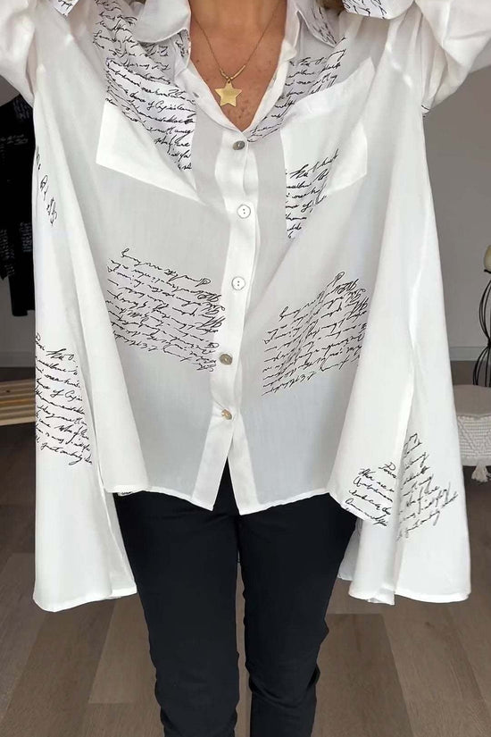 Helene | Fashionable shirt with handwritten motif